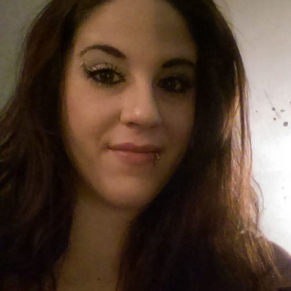 Meet your Posher, Elaina